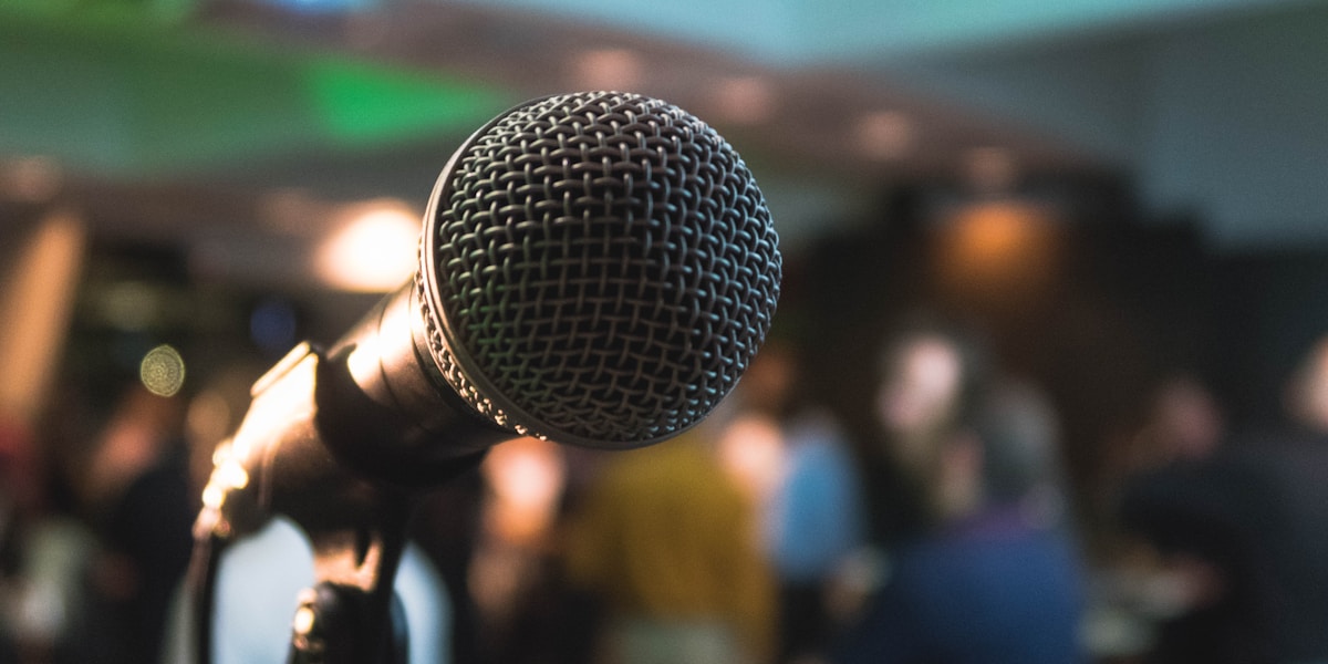 Présentation orale en anglais - guide structure et phrases types